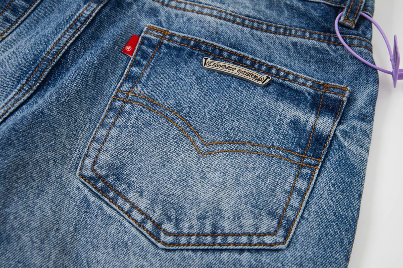 高版本Chrome Hearts克罗心 刺绣皮标十字水洗牛仔裤