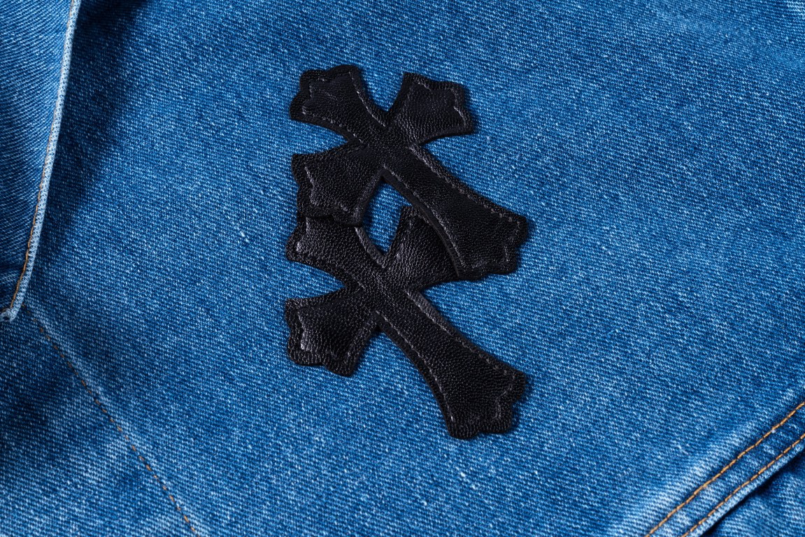 高版本Chrome Hearts克罗心 重工重叠皮标十字水洗牛仔外套