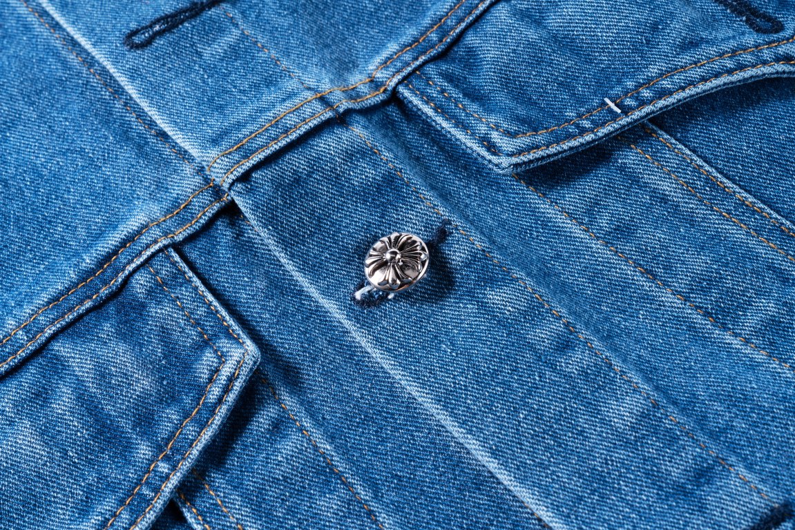 高版本Chrome Hearts克罗心 重工重叠皮标十字水洗牛仔外套