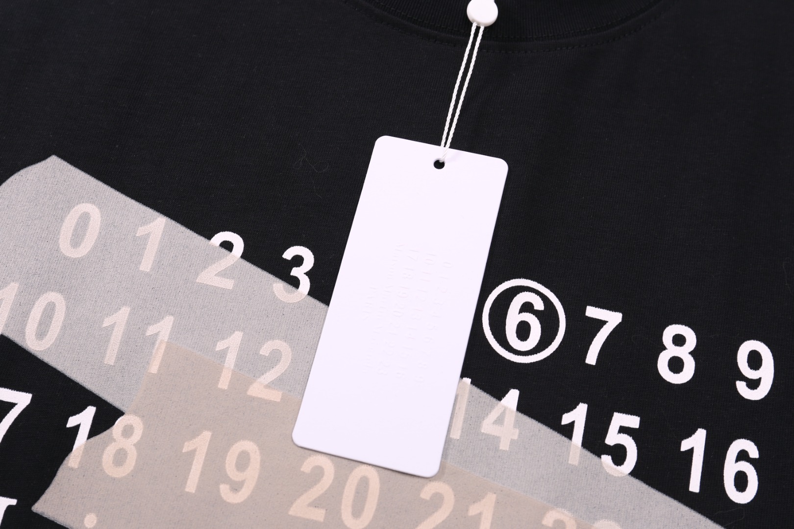 高版本MaisonMargiela/马吉拉 数字胶带印花短袖