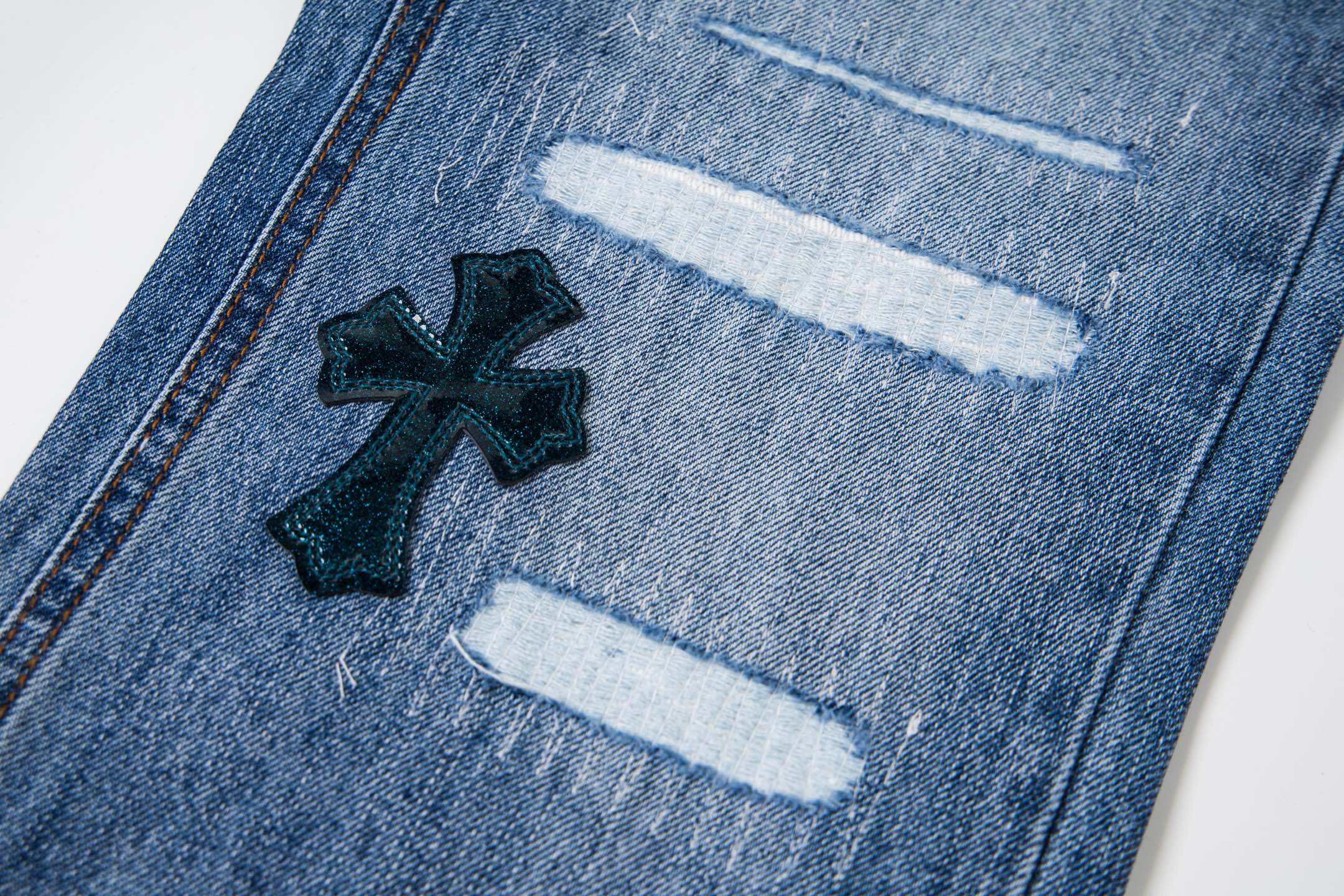 高版本Chrome Hearts克罗心 星空皮标十字水洗破洞牛仔裤