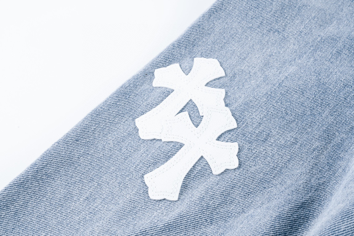 高版本Chrome Hearts克罗心 十字梵文刺绣水洗牛仔外套-Chinese UA Cheap High Quatity Brand Clothes Bags handbags Sneakers wholesale wholesaler seller from China Factory suppliers Fashion Clothing Shoes best Quality Beautiful Price 高版本Chrome Hearts克罗心 十字梵文刺绣水洗牛仔外套