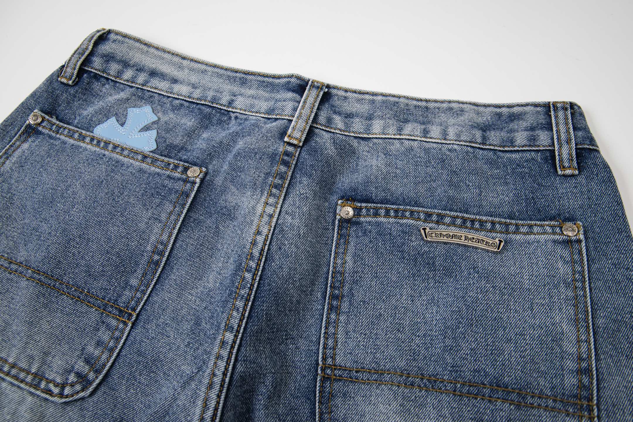 高版本Chrome hearts克罗心 皮标十字伐木裤牛仔裤-Chinese UA Cheap High Quatity Brand Clothes Bags handbags Sneakers wholesale wholesaler seller from China Factory suppliers Fashion Clothing Shoes best Quality Beautiful Price 高版本Chrome hearts克罗心 皮标十字伐木裤牛仔裤