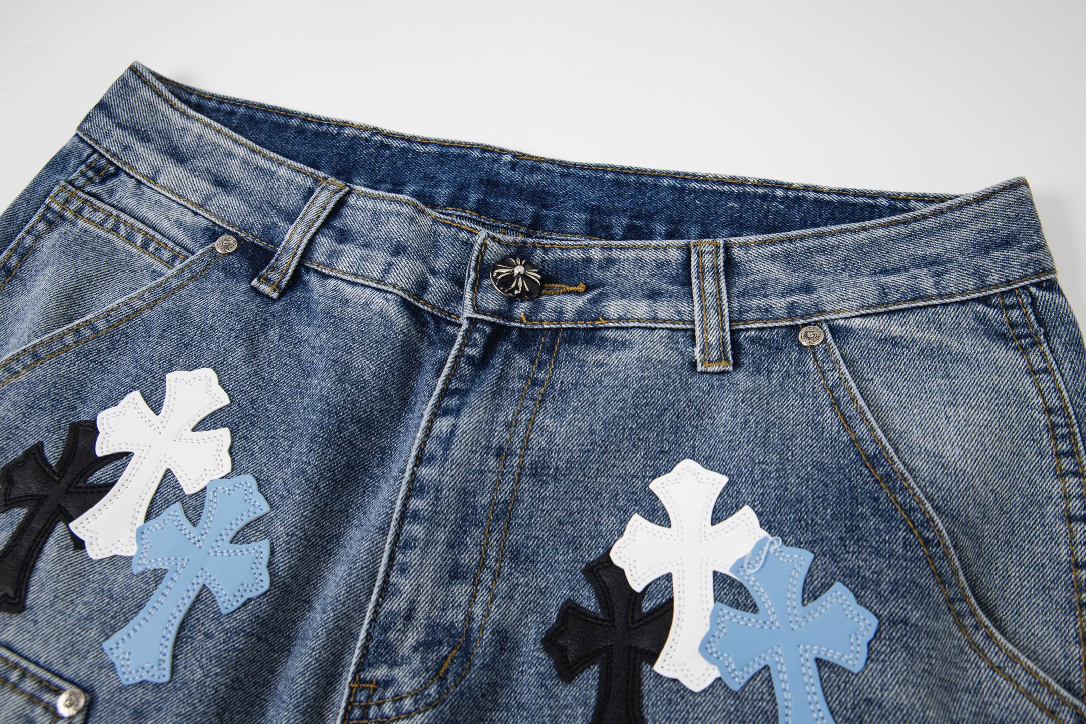 高版本Chrome hearts克罗心 皮标十字伐木裤牛仔裤-Chinese UA Cheap High Quatity Brand Clothes Bags handbags Sneakers wholesale wholesaler seller from China Factory suppliers Fashion Clothing Shoes best Quality Beautiful Price 高版本Chrome hearts克罗心 皮标十字伐木裤牛仔裤