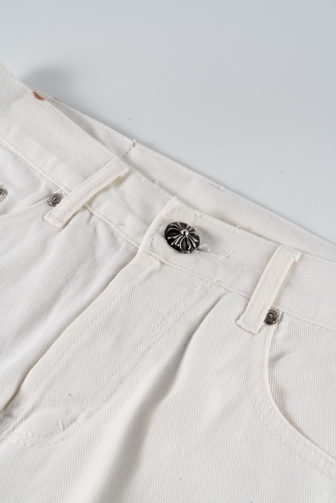 高版本Chrome Hearts克罗心 豹纹皮标十字牛仔裤-Chinese UA Cheap High Quatity Brand Clothes Bags handbags Sneakers wholesale wholesaler seller from China Factory suppliers Fashion Clothing Shoes best Quality Beautiful Price 高版本Chrome Hearts克罗心 豹纹皮标十字牛仔裤