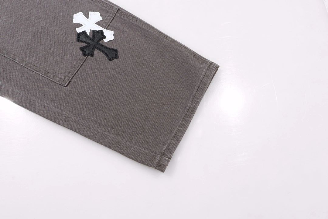 高版本Chrome hearts克罗心 皮标十字伐木裤牛仔裤-Chinese UA Cheap High Quatity Brand Clothes Bags handbags Sneakers wholesale wholesaler seller from China Factory suppliers Fashion Clothing Shoes best Quality Beautiful Price 高版本Chrome hearts克罗心 皮标十字伐木裤牛仔裤