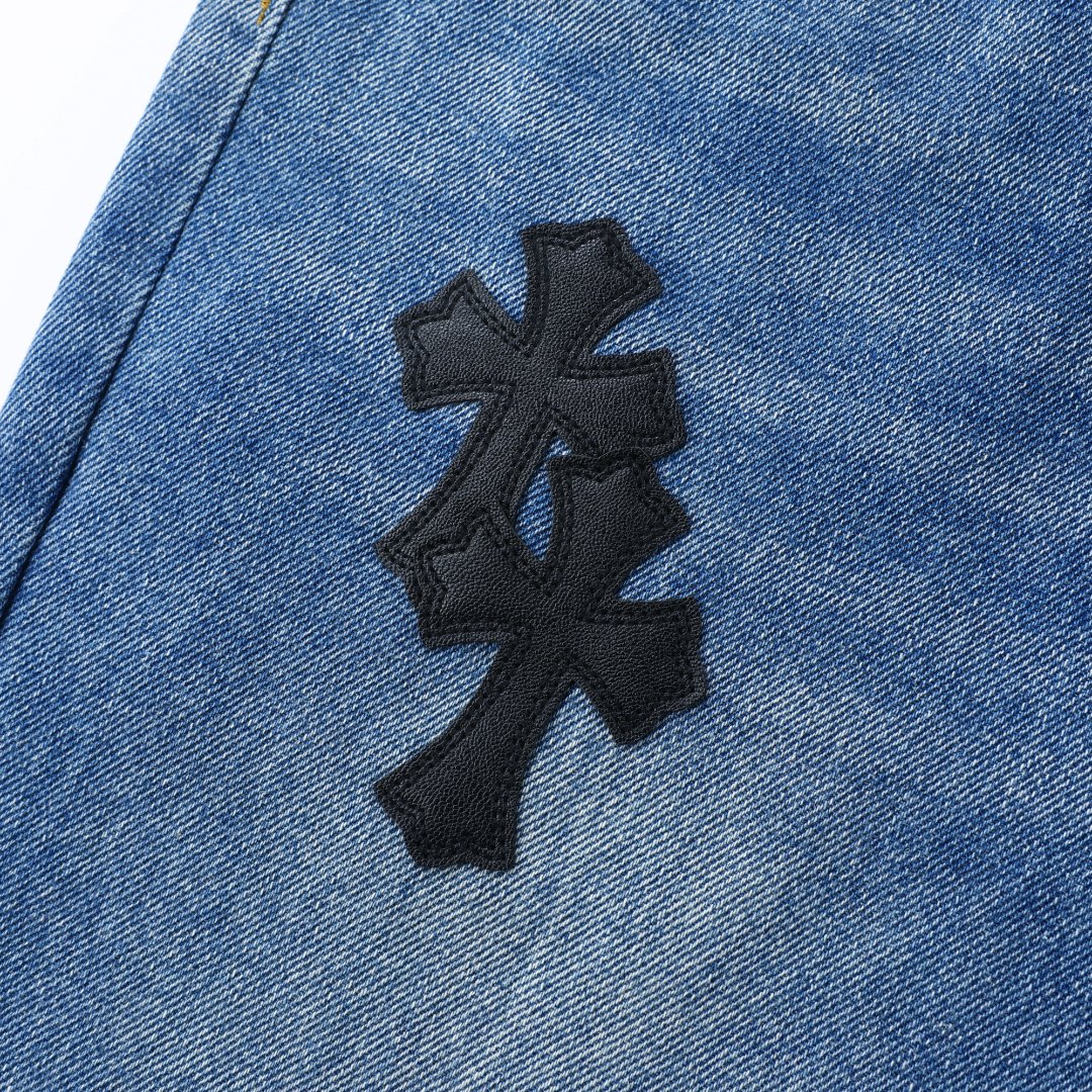 高版本Chrome Hearts克罗心 皮标十字水洗牛仔裤-Chinese UA Cheap High Quatity Brand Clothes Bags handbags Sneakers wholesale wholesaler seller from China Factory suppliers Fashion Clothing Shoes best Quality Beautiful Price 高版本Chrome Hearts克罗心 皮标十字水洗牛仔裤