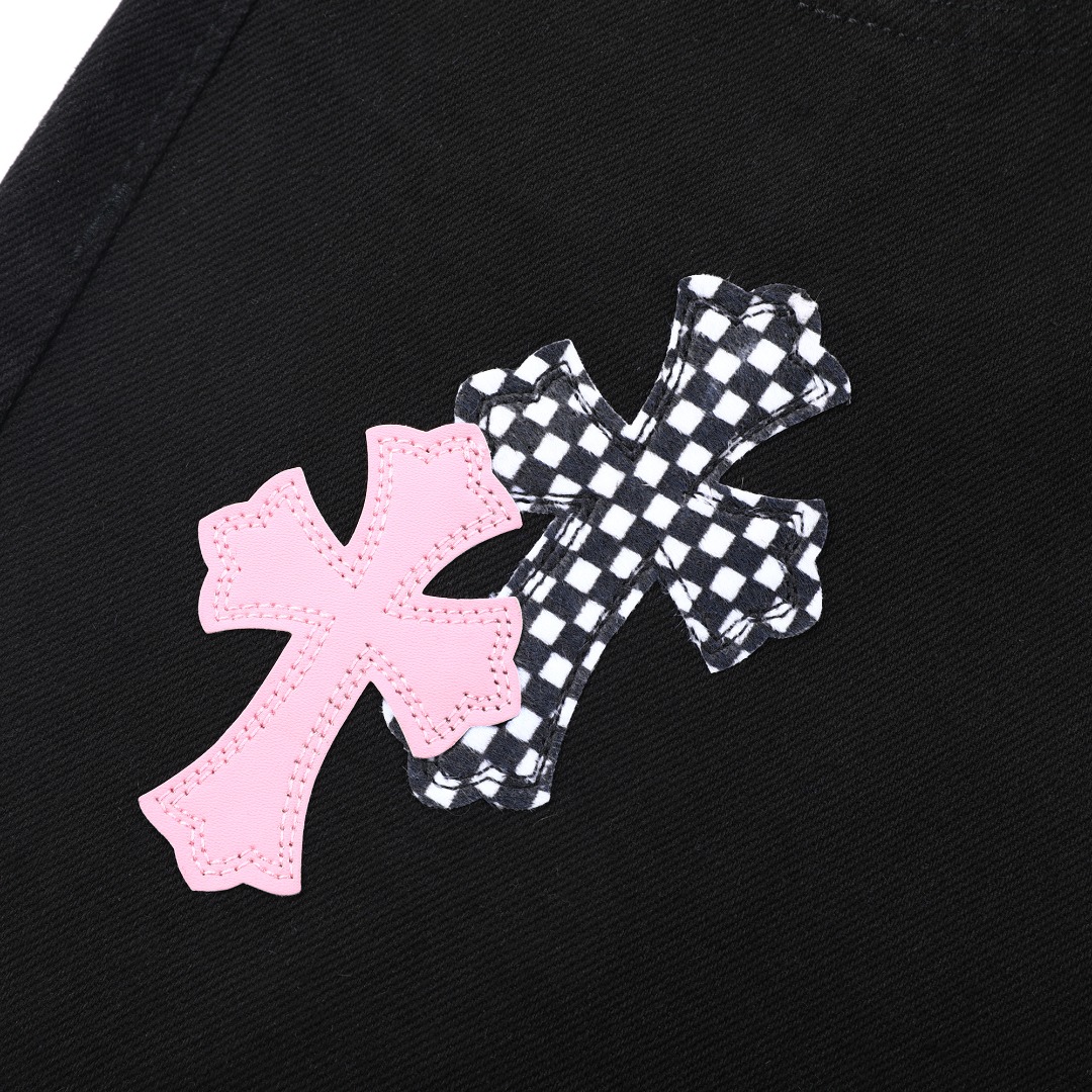 高版本Chrome Hearts克罗心 樱花粉棋盘格十字拼皮牛仔裤-Chinese UA Cheap High Quatity Brand Clothes Bags handbags Sneakers wholesale wholesaler seller from China Factory suppliers Fashion Clothing Shoes best Quality Beautiful Price 高版本Chrome Hearts克罗心 樱花粉棋盘格十字拼皮牛仔裤