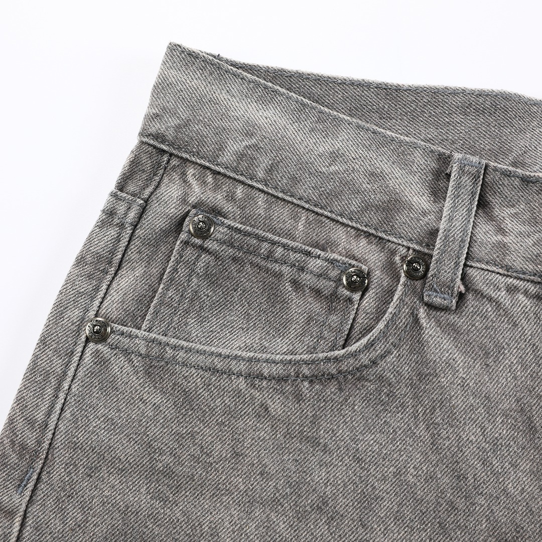 高版本Chrome Hearts克罗心 皮标十字水洗做旧牛仔裤-Chinese UA Cheap High Quatity Brand Clothes Bags handbags Sneakers wholesale wholesaler seller from China Factory suppliers Fashion Clothing Shoes best Quality Beautiful Price 高版本Chrome Hearts克罗心 皮标十字水洗做旧牛仔裤