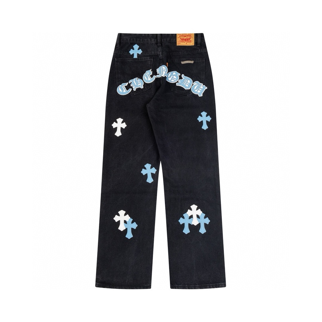 高版本Chrome hearts克罗心 城市限定皮标梵文十字牛仔裤-Chinese UA Cheap High Quatity Brand Clothes Bags handbags Sneakers wholesale wholesaler seller from China Factory suppliers Fashion Clothing Shoes best Quality Beautiful Price 高版本Chrome hearts克罗心 城市限定皮标梵文十字牛仔裤