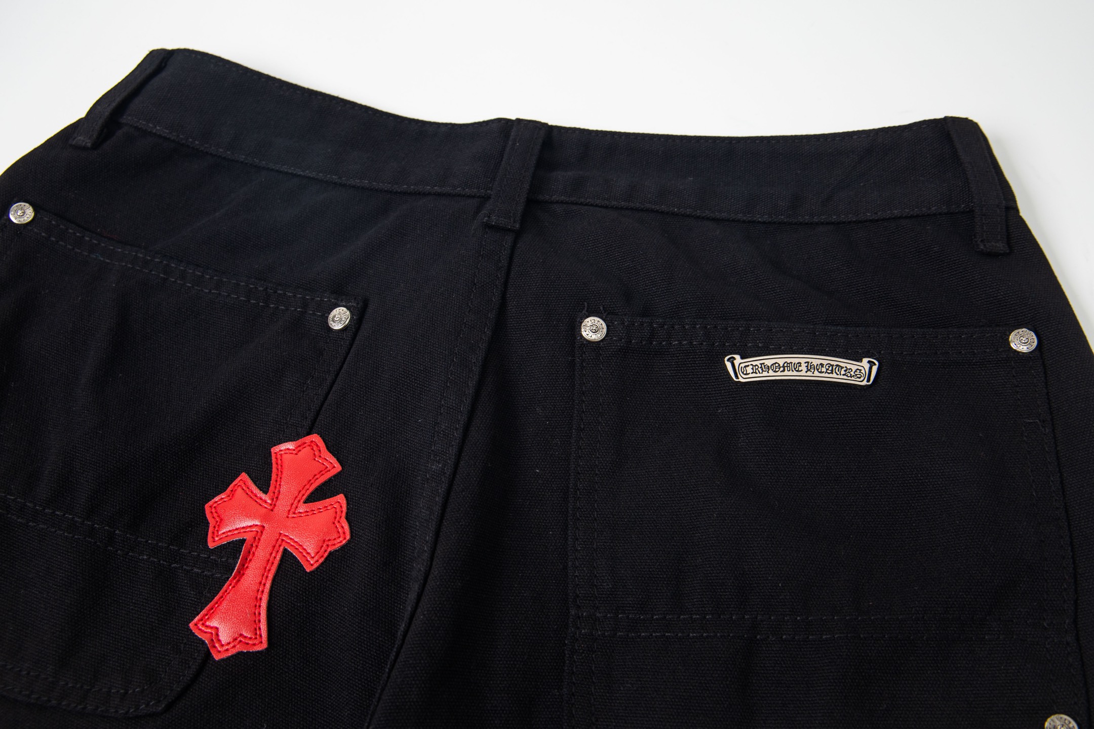 高版本Chrome hearts克罗心 红白满皮标伐木裤牛仔裤-Chinese UA Cheap High Quatity Brand Clothes Bags handbags Sneakers wholesale wholesaler seller from China Factory suppliers Fashion Clothing Shoes best Quality Beautiful Price 高版本Chrome hearts克罗心 红白满皮标伐木裤牛仔裤