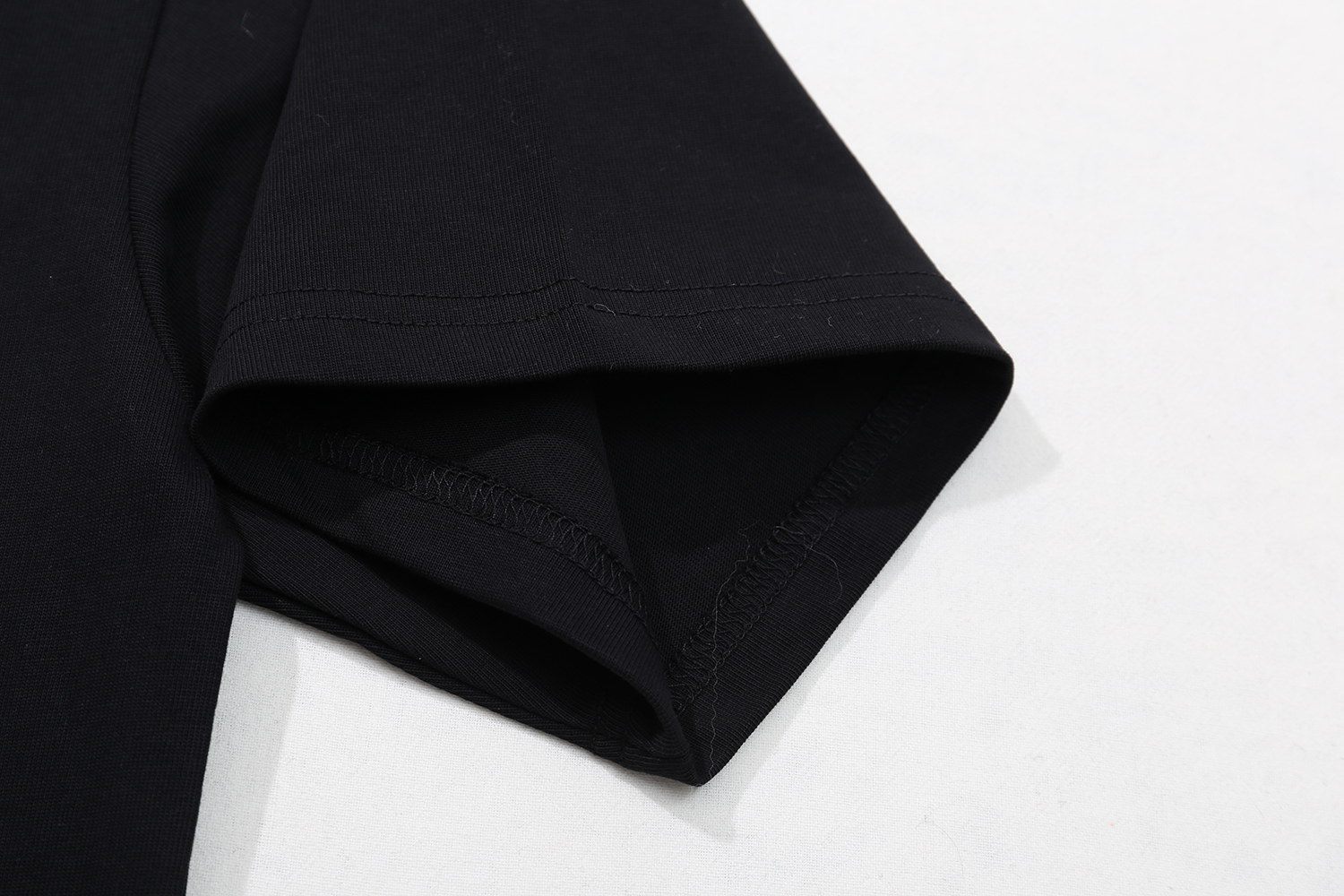 高版本MaisonMargiela/马吉拉 数字印花短袖 高版本MaisonMargiela/马吉拉 数字印花短袖