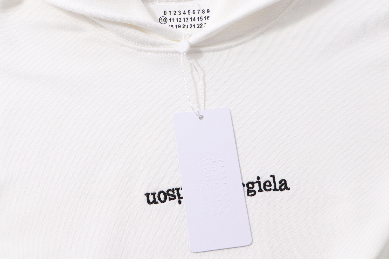 高版本MaisonMargiela/马吉拉 刺绣反字母连帽卫衣