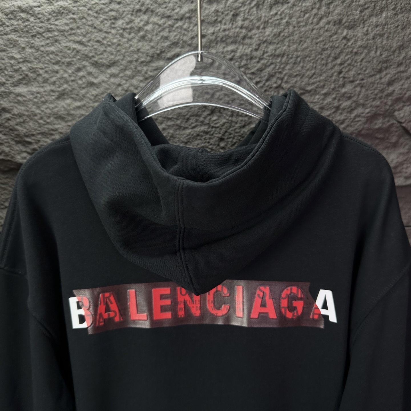 高版本BALENCIAGA/巴黎世家 25ss压胶刺绣logo连帽卫衣-Chinese wholesaler seller Clothes Bags handbags wholesale Shoes High Quatity wholesaler seller Cheap Sneakers from China Factory Chinese suppliers china wholesale clothing wholesaler seller 高版本BALENCIAGA/巴黎世家 25ss压胶刺绣logo连帽卫衣