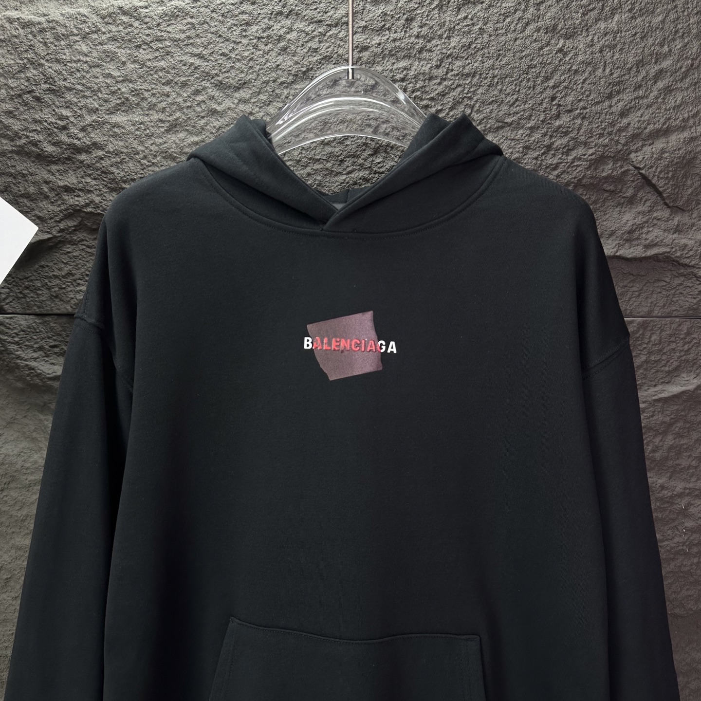 高版本BALENCIAGA/巴黎世家 25ss压胶刺绣logo连帽卫衣-Chinese wholesaler seller Clothes Bags handbags wholesale Shoes High Quatity wholesaler seller Cheap Sneakers from China Factory Chinese suppliers china wholesale clothing wholesaler seller 高版本BALENCIAGA/巴黎世家 25ss压胶刺绣logo连帽卫衣