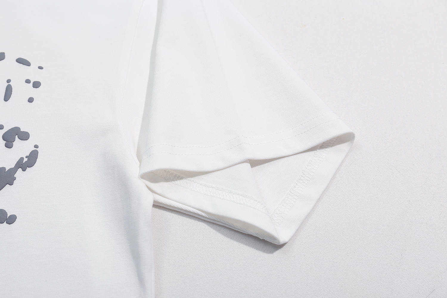 高版本MaisonMargiela/马吉拉 MM6发泡数字印花短袖