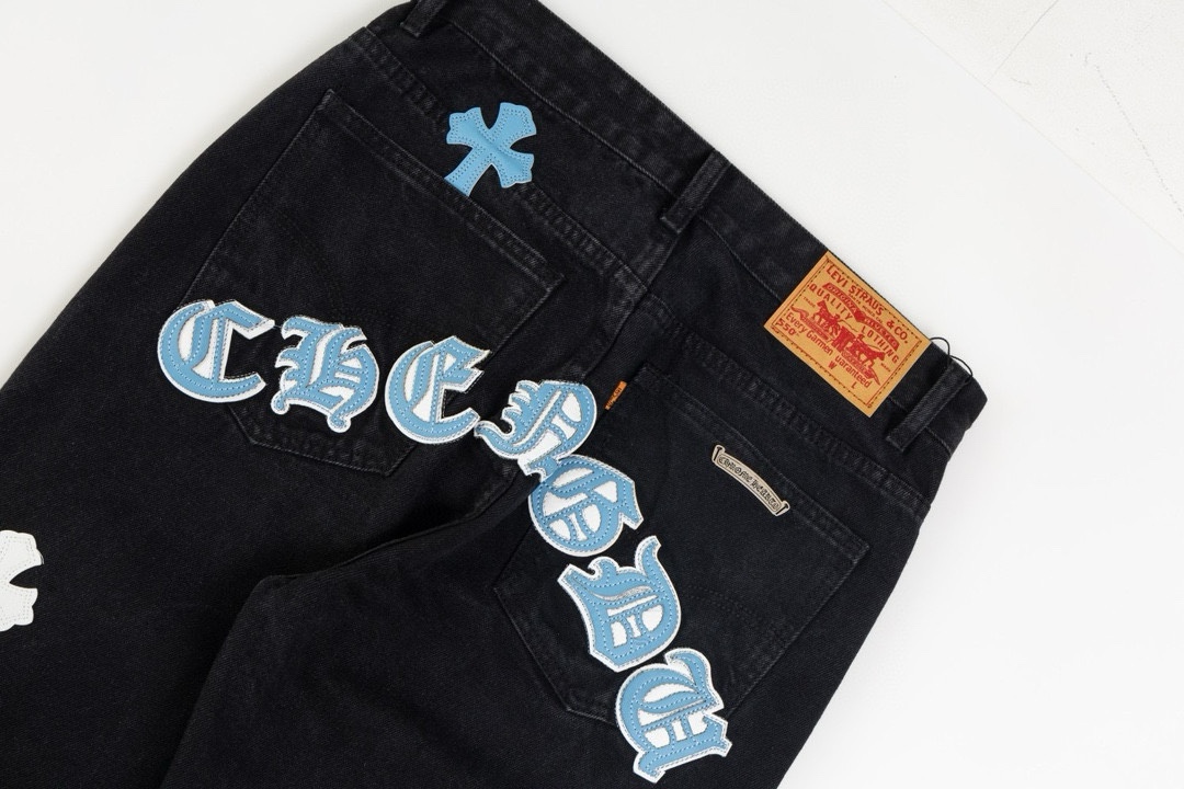 高版本Chrome hearts克罗心 城市限定皮标梵文十字牛仔裤