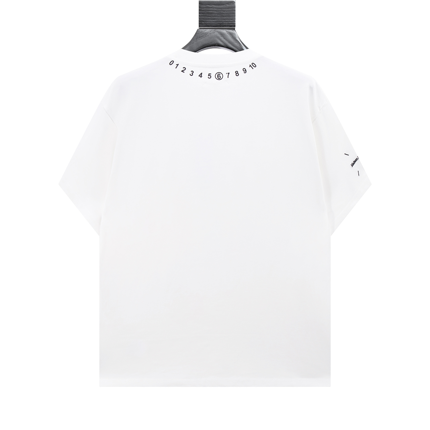 高版本MaisonMargiela/马吉拉 MM6数字印花短袖