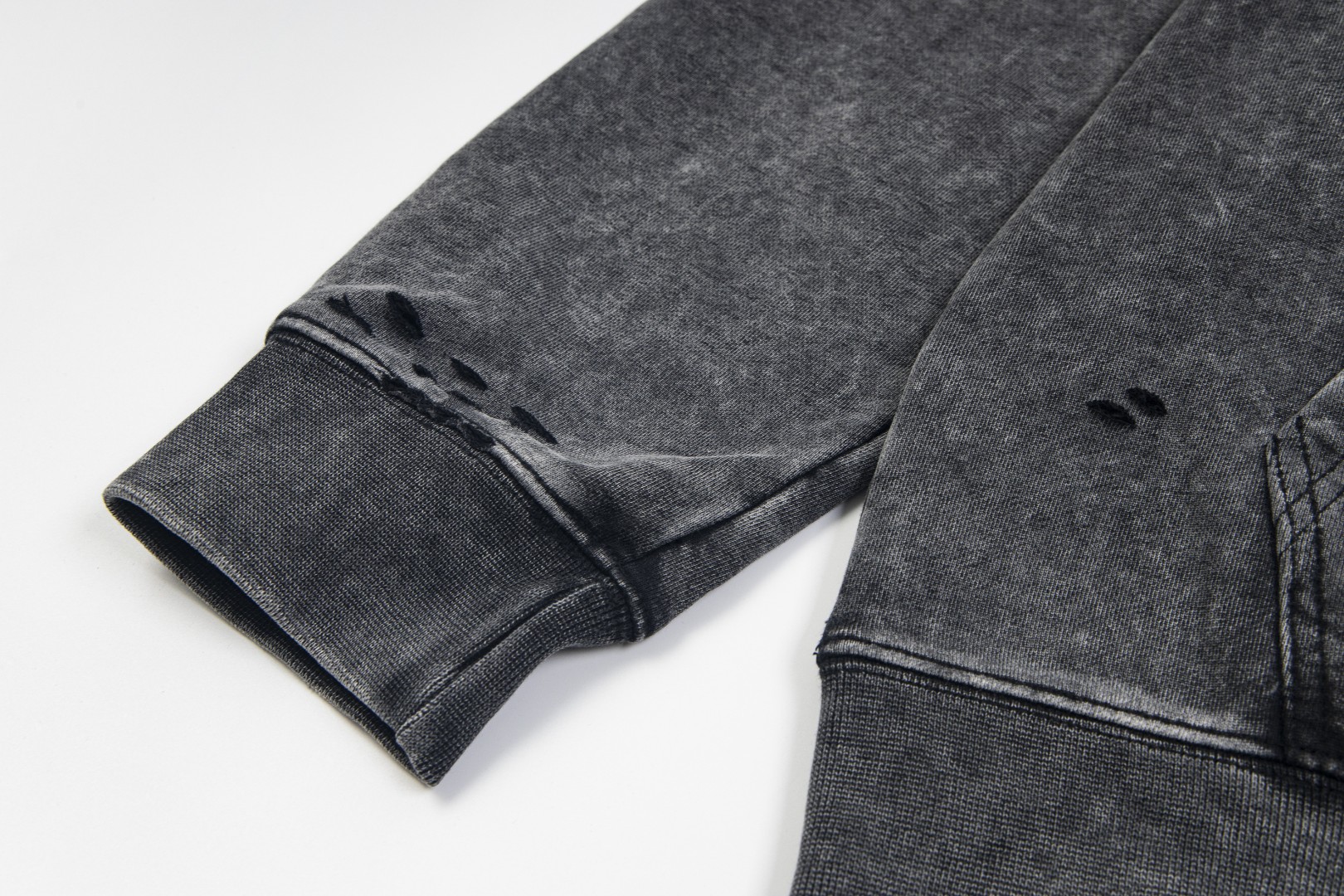 高版本MaisonMargiela/马吉拉 x Tommy Cash联名破洞连帽卫衣