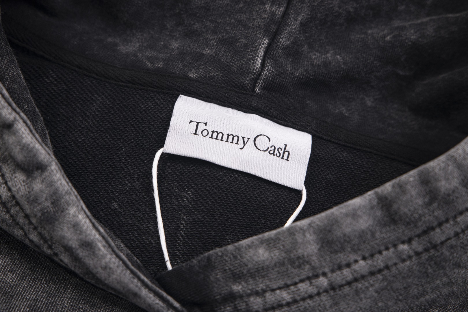 高版本MaisonMargiela/马吉拉 x Tommy Cash联名破洞连帽卫衣
