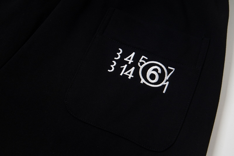 高版本MaisonMargiela/马吉拉 刺绣logo阔腿休闲裤卫裤