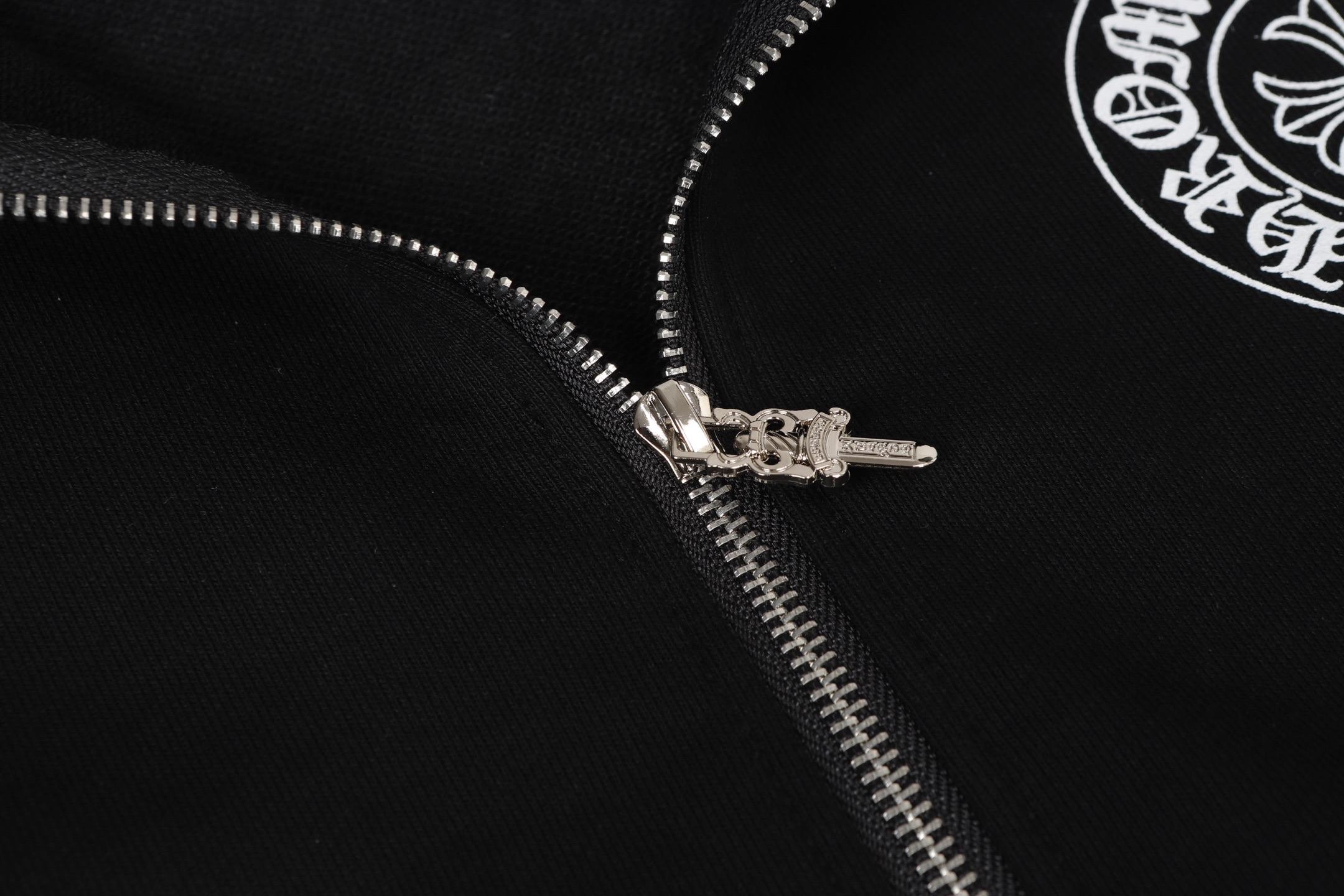 高版本Chrome hearts克罗心 马蹄印花开衫拉链外套-Chinese UA Cheap High Quatity Brand Clothes Bags handbags Sneakers wholesale wholesaler seller from China Factory suppliers Fashion Clothing Shoes best Quality Beautiful Price 高版本Chrome hearts克罗心 马蹄印花开衫拉链外套