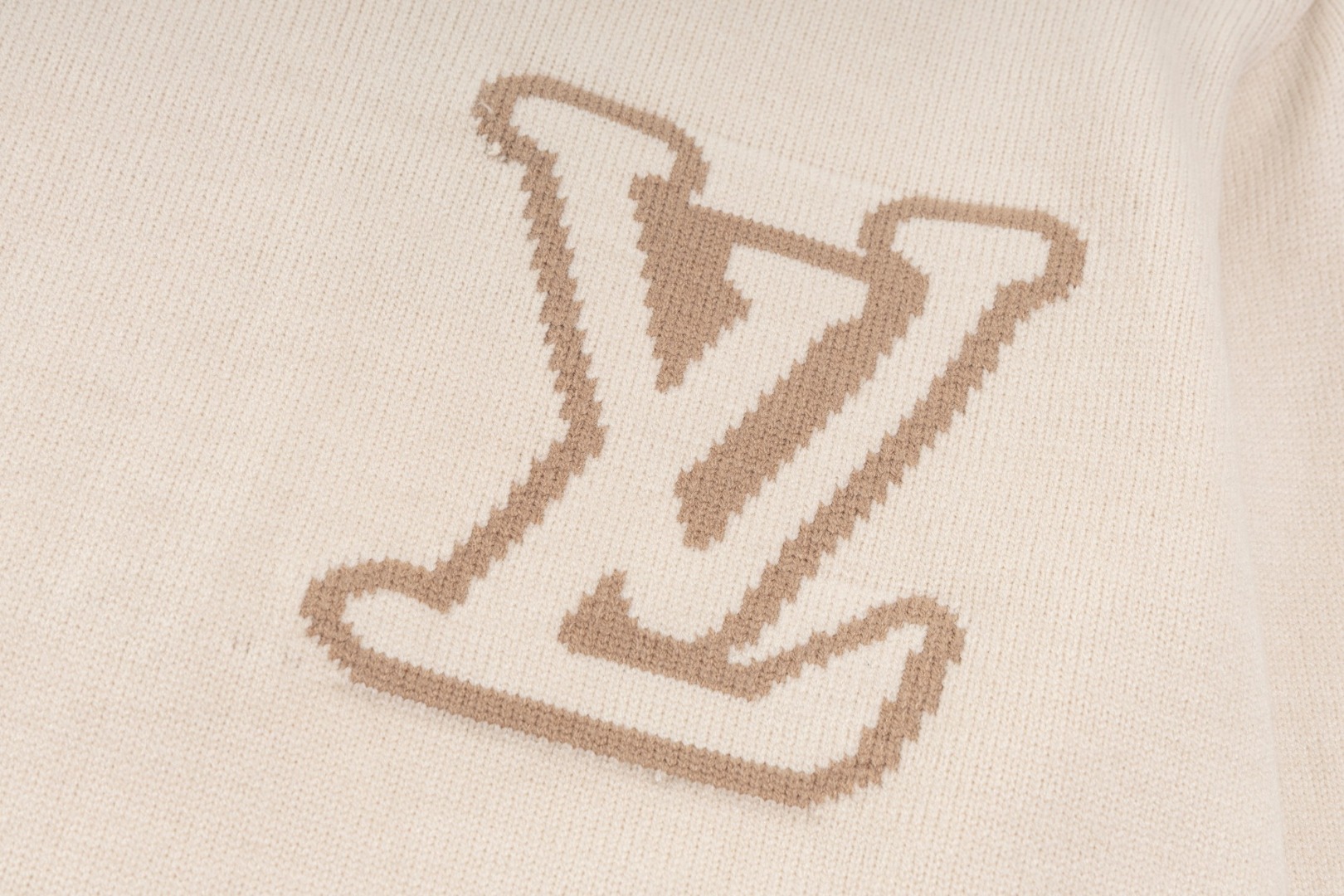 LOUIS VUITTON路易威登 经典logo休闲圆领毛衣