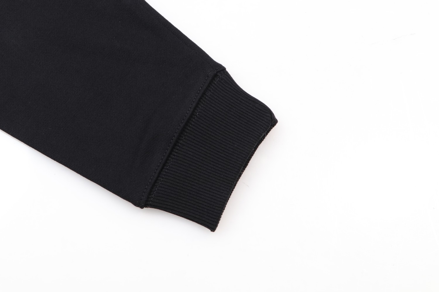 💰260
高版本MaisonMargiela/马吉拉 重影数字印花连帽卫衣,男女同款。 采用450g重磅毛圈面料 非市面380g薄款普通版本 注意区分!过高温缩水2次 不计成本控制缩率在2%内,特有手工缝标特色设计语言.三标保持一致! 采用直喷印花,颜色饱满还原细节,细节决定一切!出街配搭必备单品
尺码:1(S)-2(M)-3(L)-4(XL)