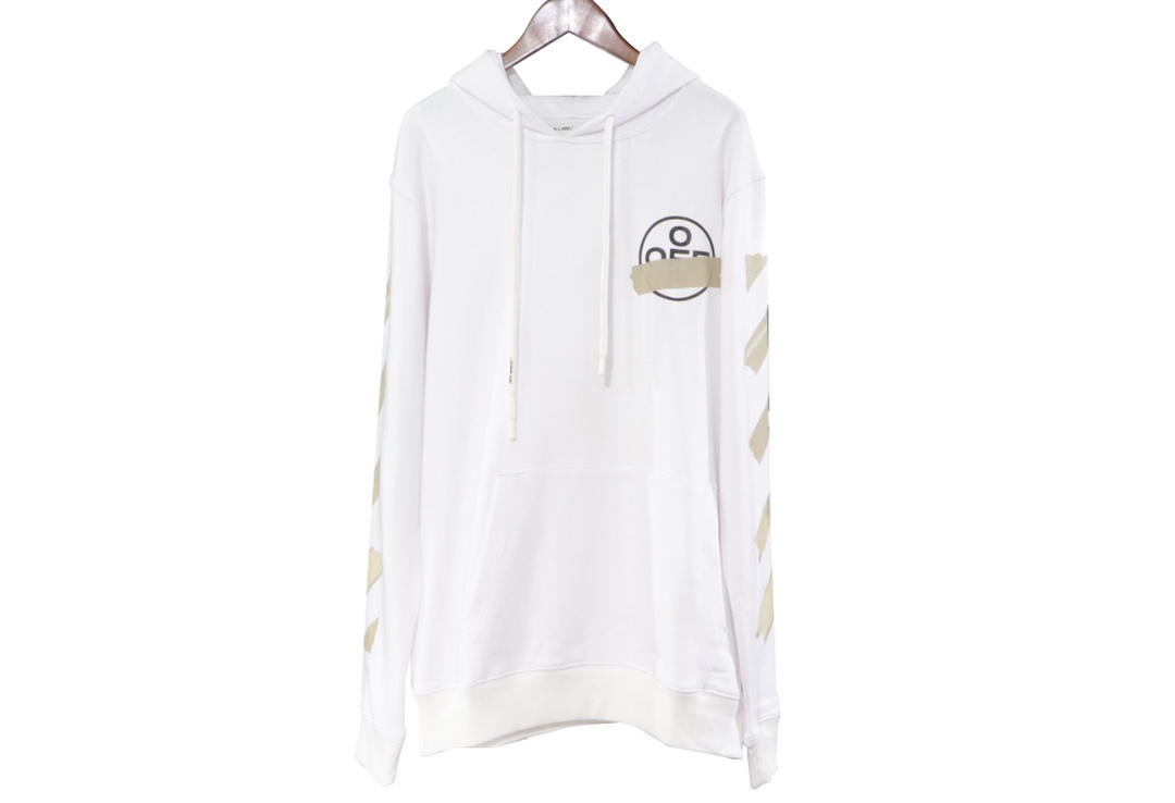 💰260
高版本OFF-WHITE C/O VIRGIL ABLOH 胶带箭头印花连帽卫衣,男女同款,经久不息的爆款。采用420g高克重纯棉毛圈面料,经过高温高压印花工艺,永不退色永不开裂。重叠印花具有层次感。定制字母帽绳、洗水吊牌等辅料标配,细节到位。os版型上身毫无压力
尺码:S-XL