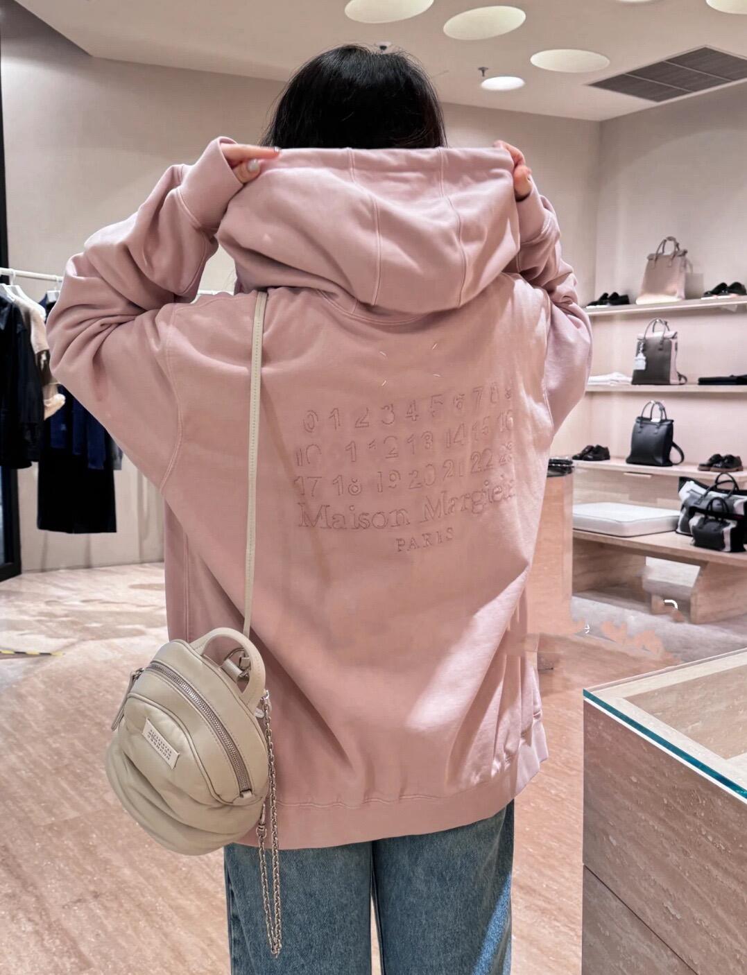 #MaisonMargiela/马吉拉 残缺数字刺绣开衫外套 上身效果图#