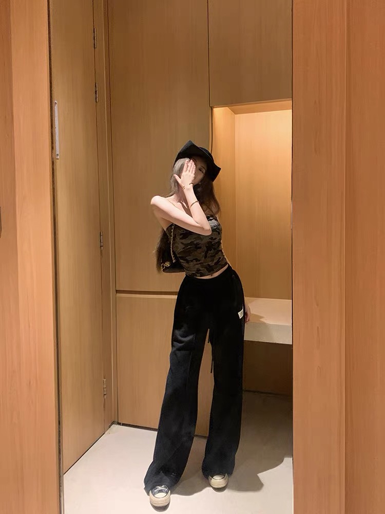 #MaisonMargiela/马吉拉 拼接阔腿休闲裤卫裤 上身效果图#