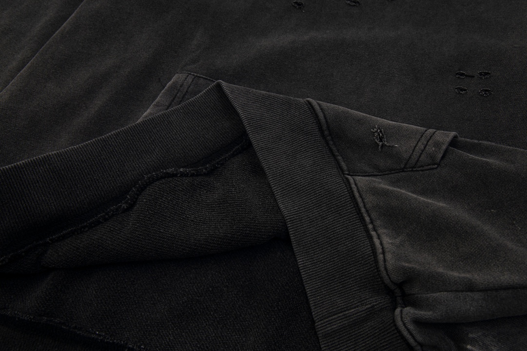 高版本MaisonMargiela/马吉拉 x Tommy Cash联名破洞连帽卫衣