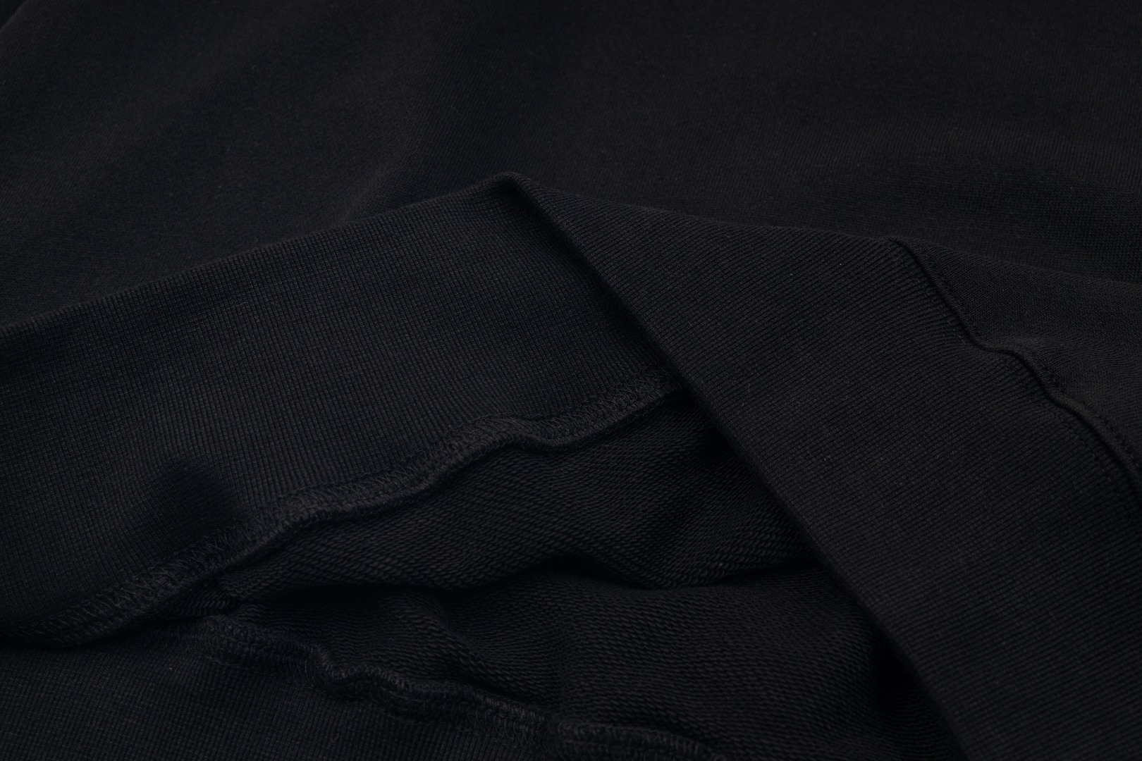 高版本MaisonMargiela/马吉拉 涂鸦数字印花圆领卫衣