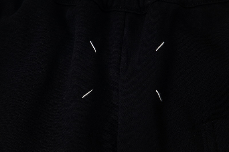 高版本MaisonMargiela/马吉拉 刺绣logo阔腿休闲裤卫裤
