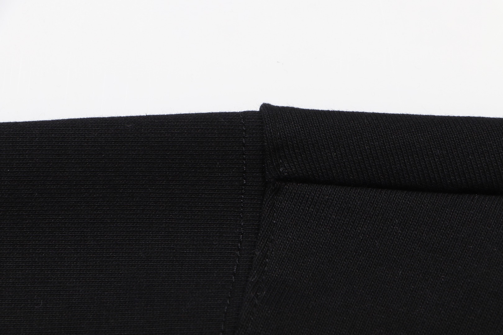 高版本MaisonMargiela/马吉拉 经典款刺绣四角标开衫外套