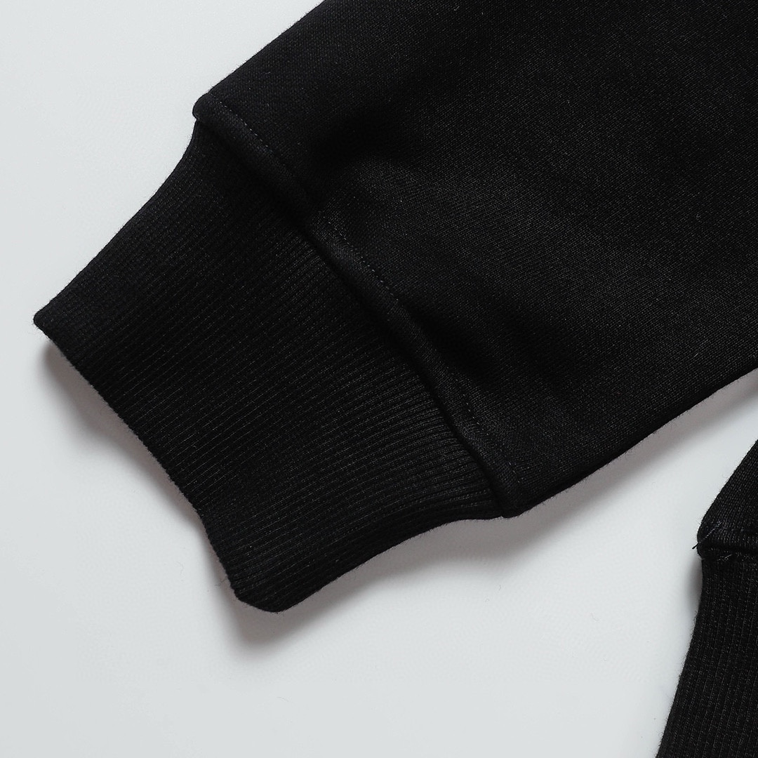 高版本MaisonMargiela/马吉拉 x Tommy Cash联名刺绣字母圆领卫衣