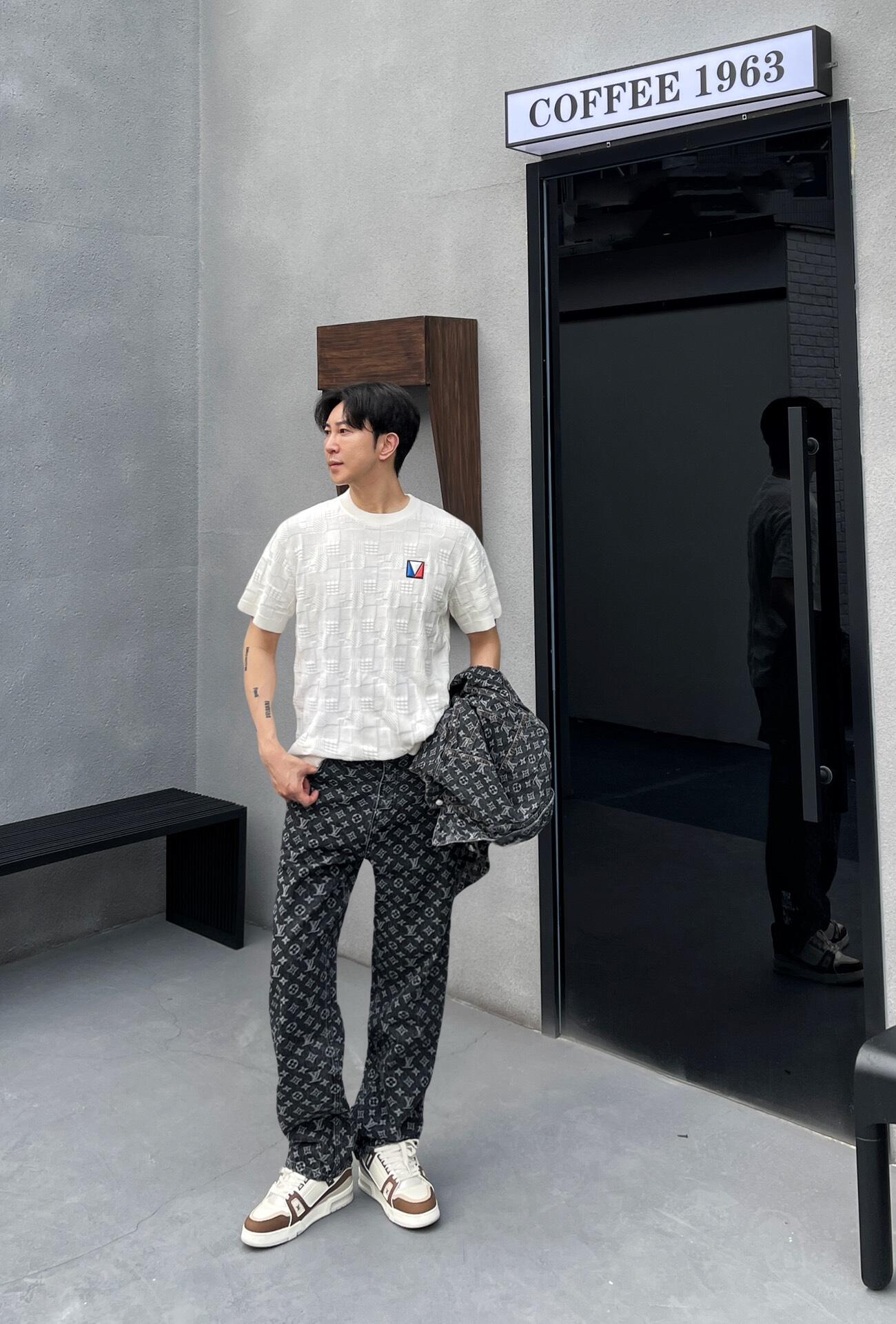 #Louis Vuitton路易威登 经典提花满印牛仔裤 上身效果图#