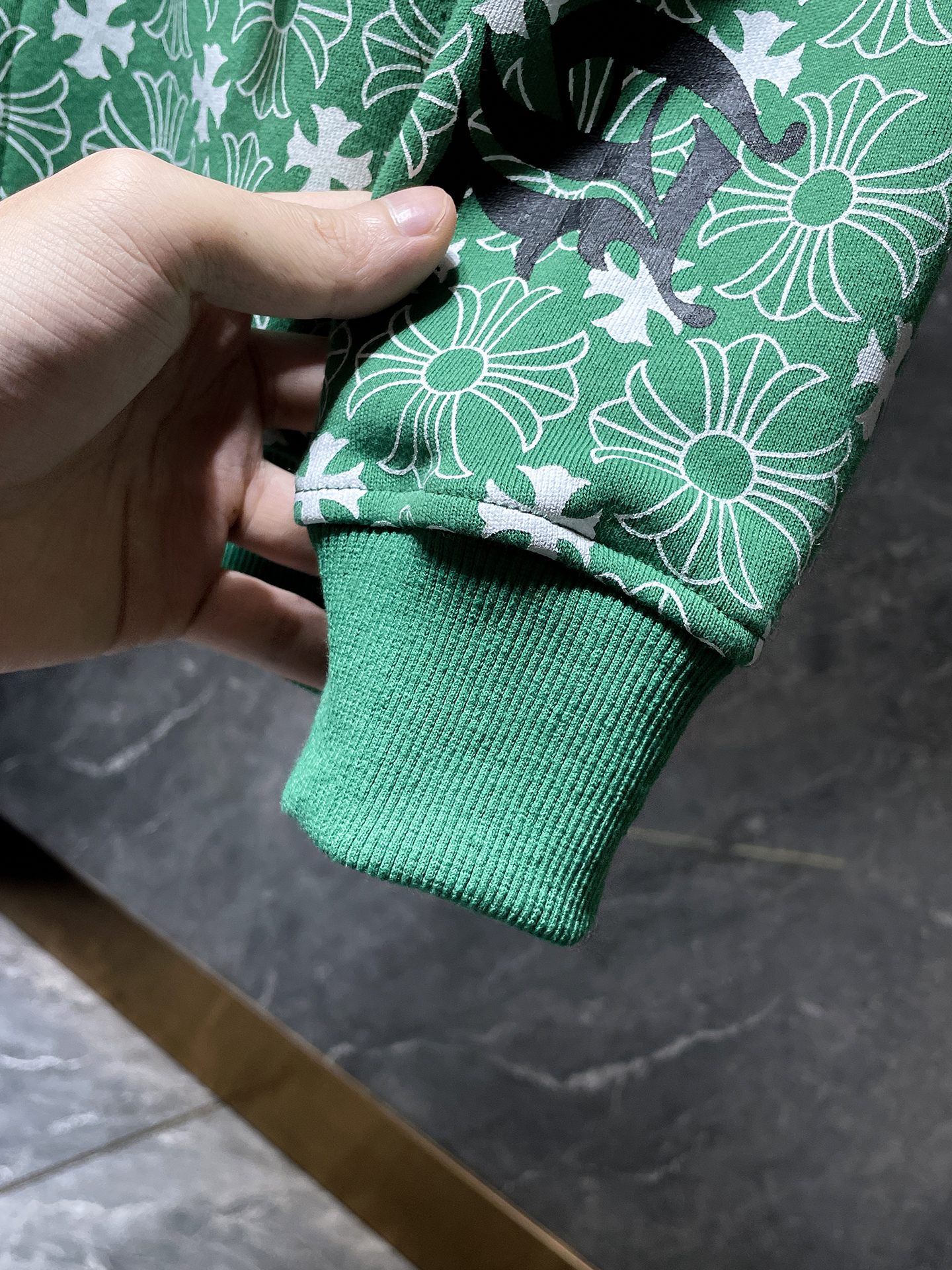 高版本Chrome hearts克罗心 暗纹满印梵文十字开衫拉链外套-Chinese UA Cheap High Quatity Brand Clothes Bags handbags Sneakers wholesale wholesaler seller from China Factory suppliers Fashion Clothing Shoes best Quality Beautiful Price 高版本Chrome hearts克罗心 暗纹满印梵文十字开衫拉链外套