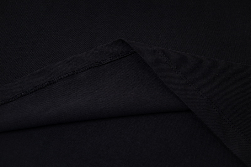 高版本MaisonMargiela/马吉拉 重影刺绣数字短袖 高版本MaisonMargiela/马吉拉 重影刺绣数字短袖