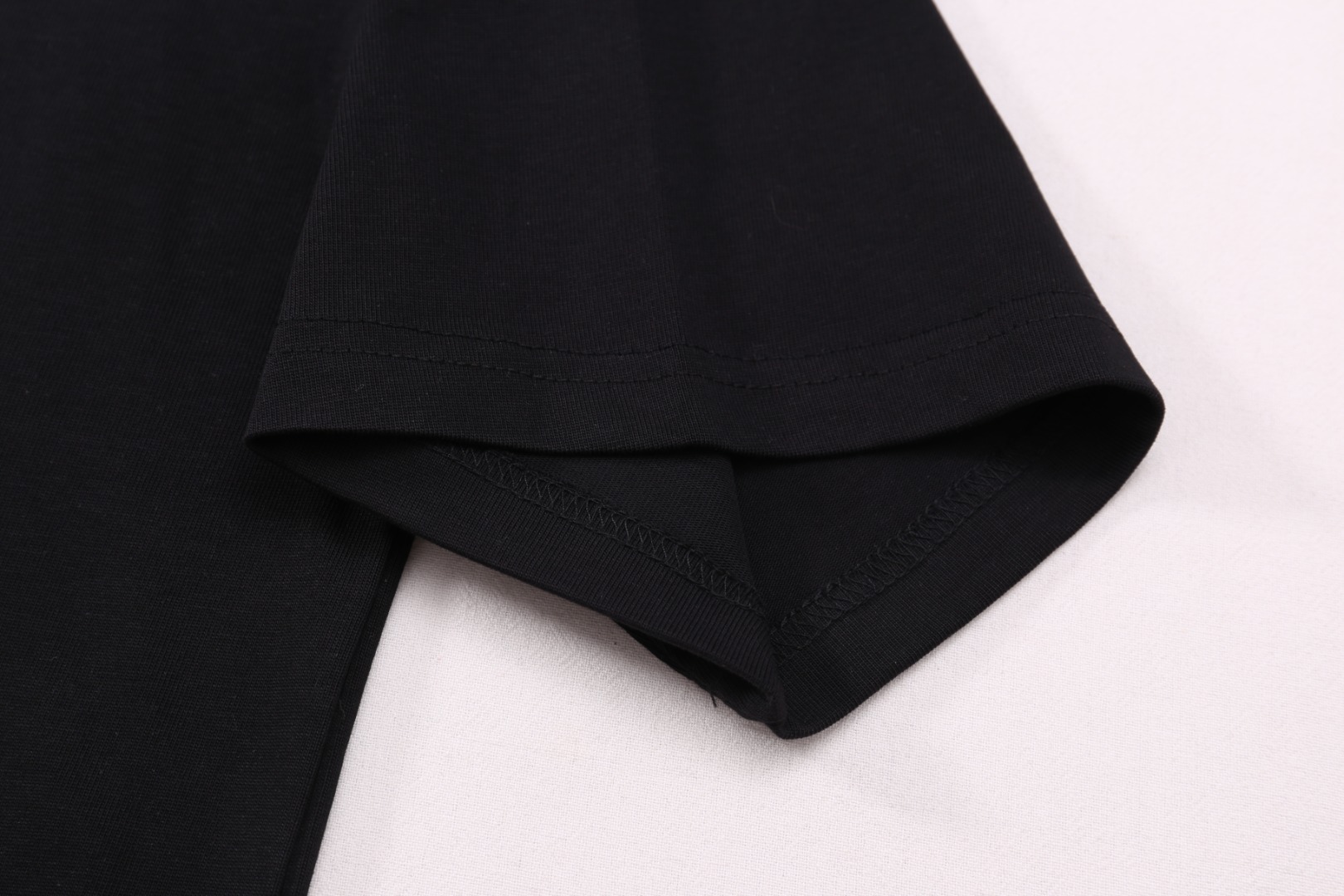 高版本MaisonMargiela/马吉拉 x Tommy Cash联名款刺绣字母短袖