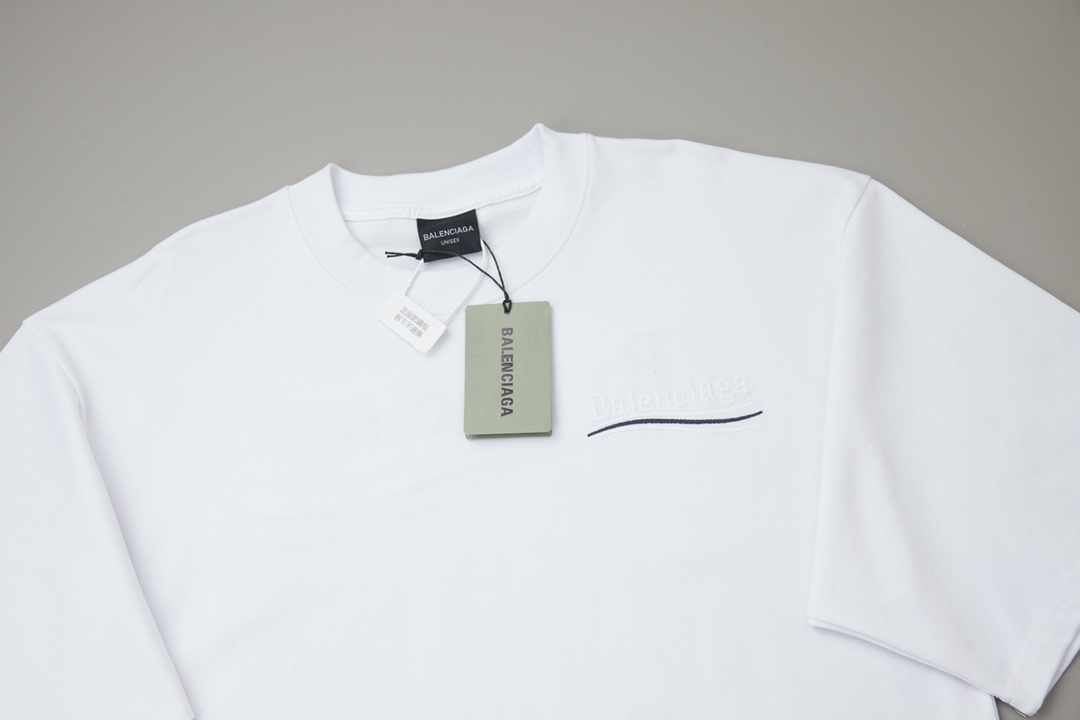 高版本BALENCIAGA/巴黎世家 重工刺绣logo短袖 男女同款 前幅经典字母刺绣-莆田鞋,莆田鞋货源,高仿鞋,高仿鞋货源,安福档口,莆田高仿鞋,莆田鞋批发,高仿鞋批发,莆田高仿运动鞋,高仿运动鞋,莆田运动鞋 高版本BALENCIAGA/巴黎世家 重工刺绣logo短袖 男女同款 前幅经典字母刺绣