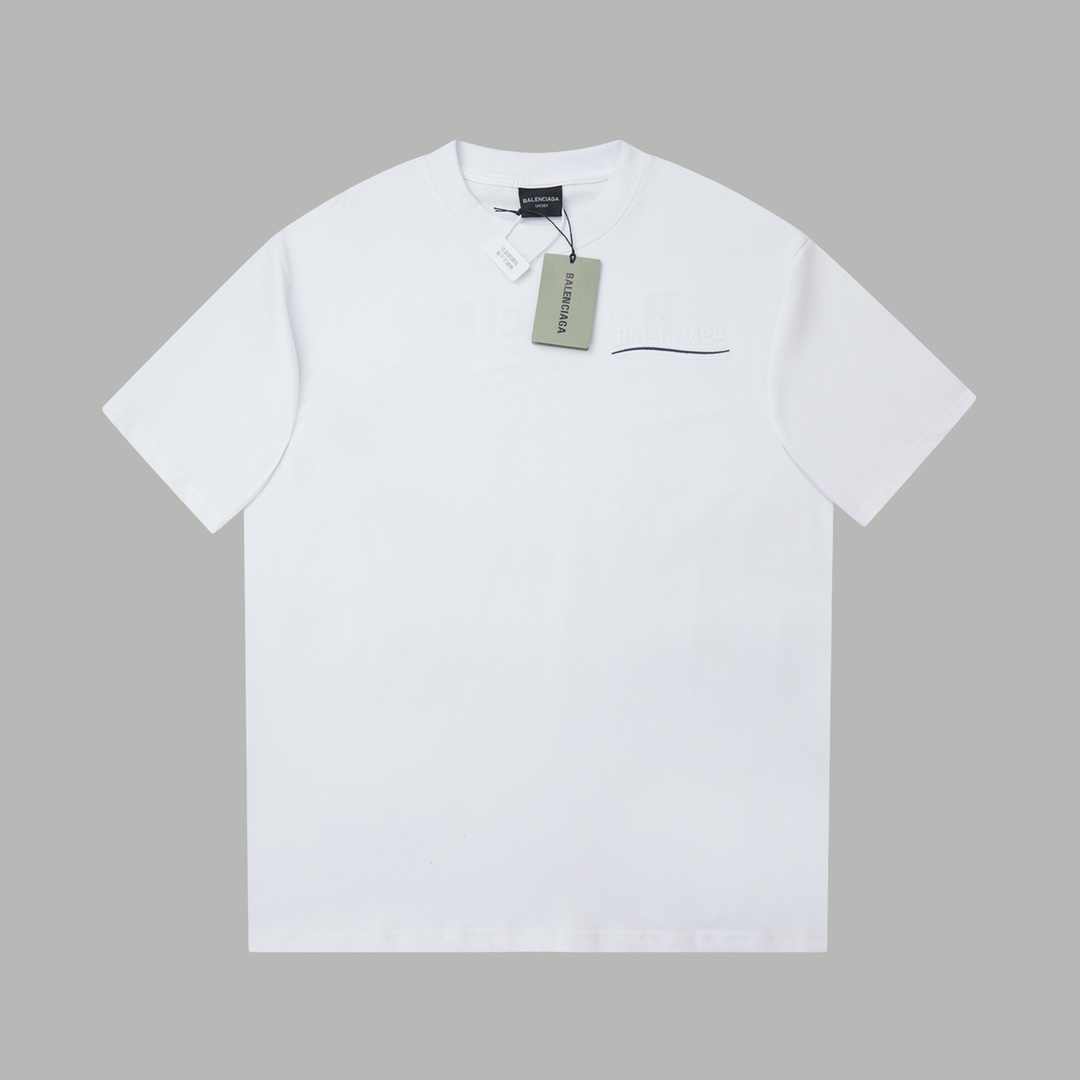高版本BALENCIAGA/巴黎世家 重工刺绣logo短袖 男女同款 前幅经典字母刺绣 高版本BALENCIAGA/巴黎世家 重工刺绣logo短袖 男女同款 前幅经典字母刺绣