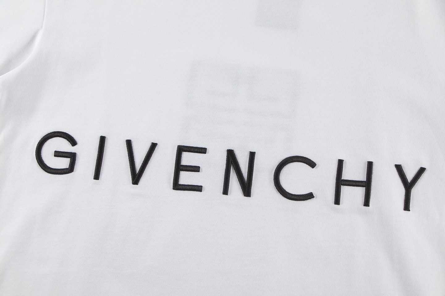 高版本Givenchy/纪梵希 重工刺绣短袖 男女同款 前后10w针田岛重工刺绣