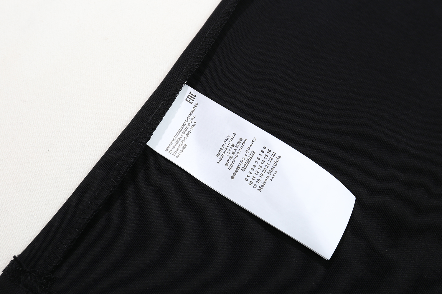 高版本MaisonMargiela/马吉拉 褶皱报纸印花短袖 高版本MaisonMargiela/马吉拉 褶皱报纸印花短袖