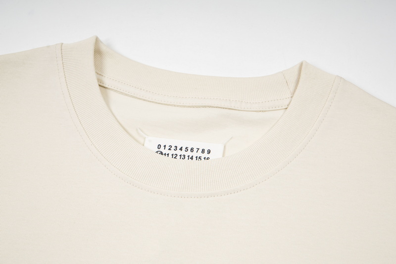 高版本MaisonMargiela/马吉拉 MM6涂鸦数字印花短袖