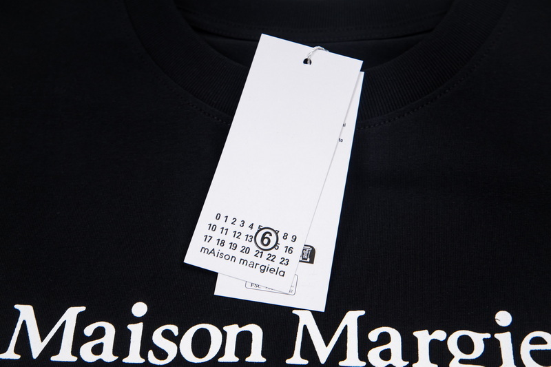 高版本MaisonMargiela/马吉拉 经典款字母印花短袖-Top High Quatity Cheap Sneakers Fashion Clothing Clothes Bags handbags Shoes of all Brand wholesale With The best Quality And Beautiful Price from China Factory Chinese suppliers wholesaler seller 高版本MaisonMargiela/马吉拉 经典款字母印花短袖