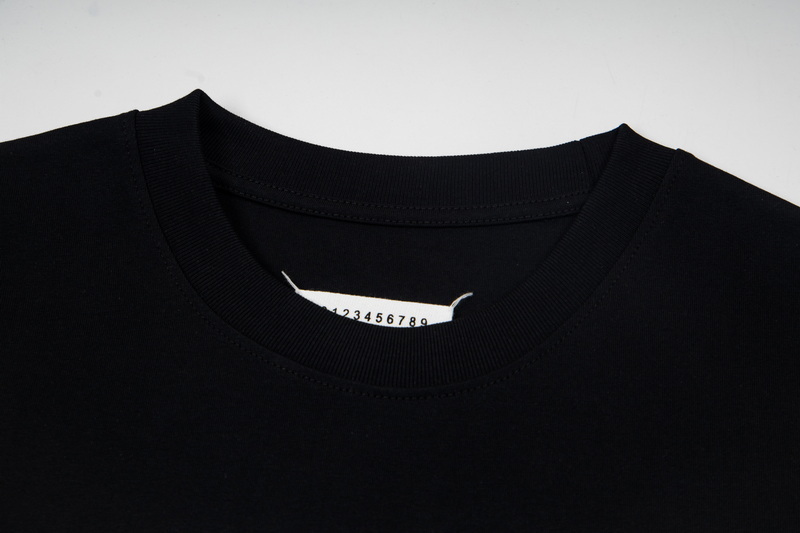 高版本MaisonMargiela/马吉拉 MM6经典款字母印花短袖