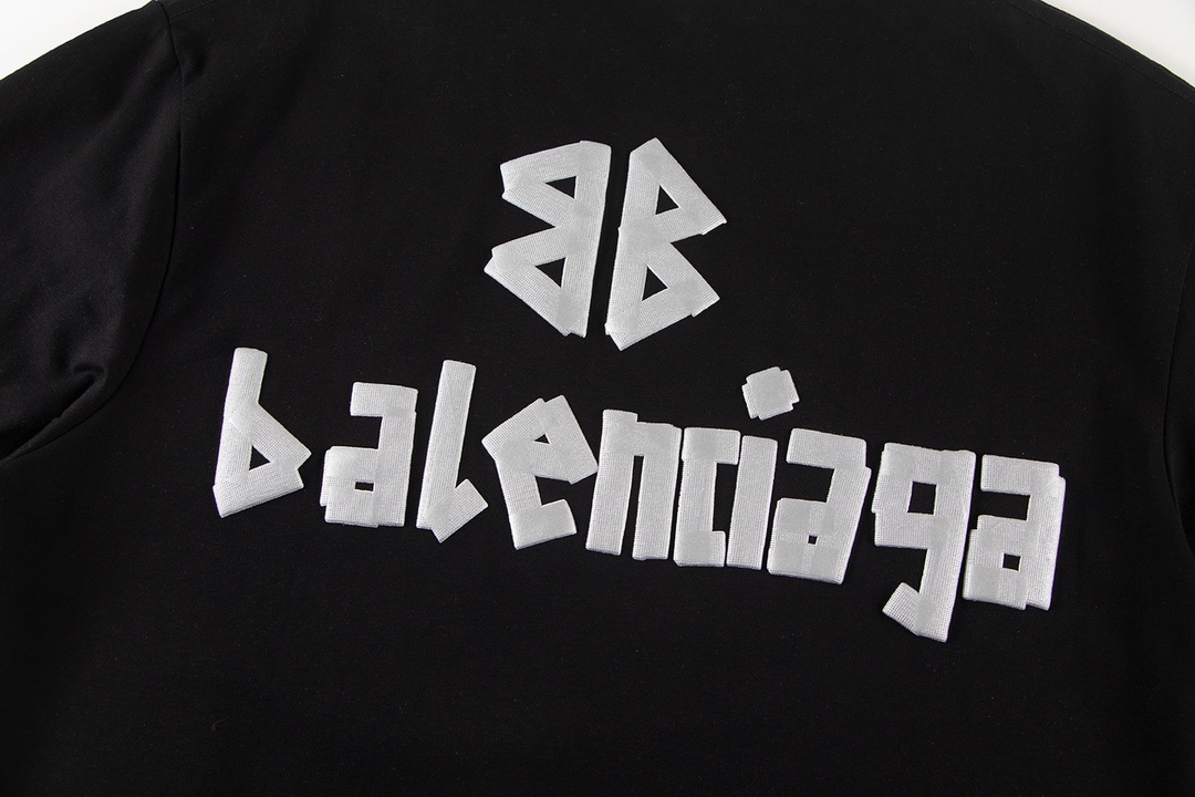 高版本BALENCIAGA/巴黎世家 发泡字母印花短袖-Chinese UA Cheap High Quatity Brand Clothes Bags handbags Sneakers wholesale wholesaler seller from China Factory suppliers Fashion Clothing Shoes best Quality Beautiful Price 高版本BALENCIAGA/巴黎世家 发泡字母印花短袖