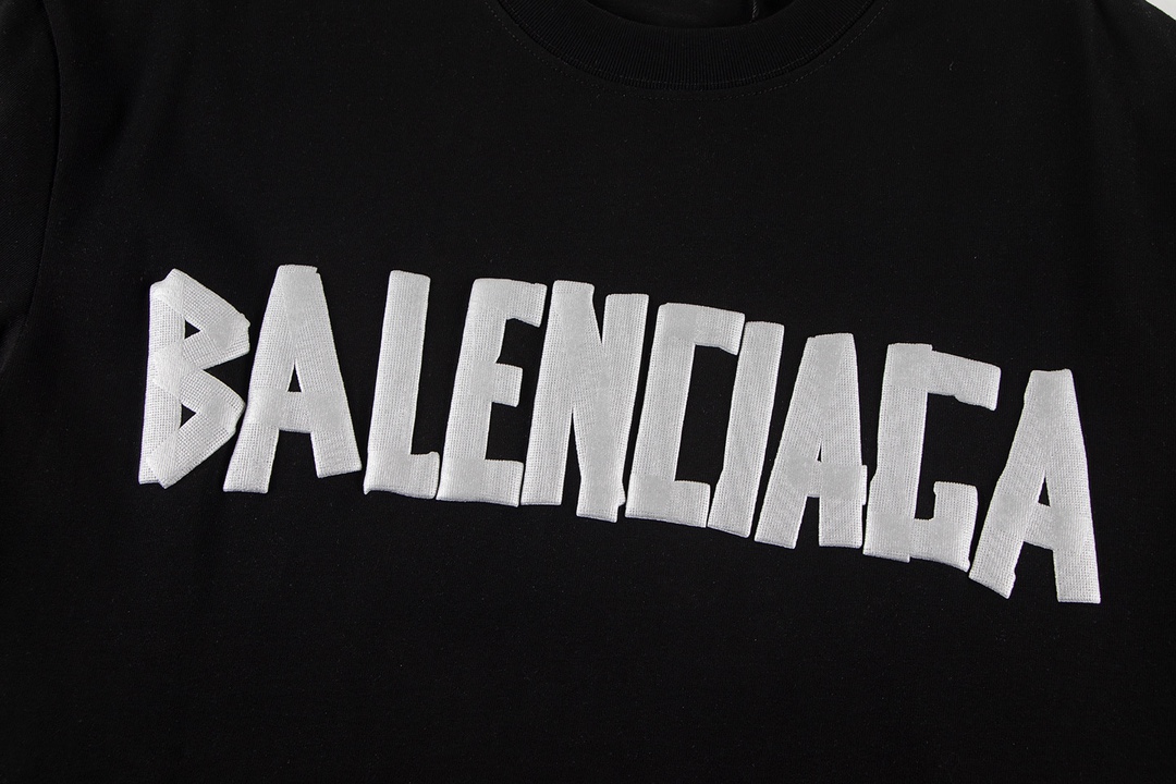 高版本BALENCIAGA/巴黎世家 发泡字母印花短袖-Chinese UA Cheap High Quatity Brand Clothes Bags handbags Sneakers wholesale wholesaler seller from China Factory suppliers Fashion Clothing Shoes best Quality Beautiful Price 高版本BALENCIAGA/巴黎世家 发泡字母印花短袖