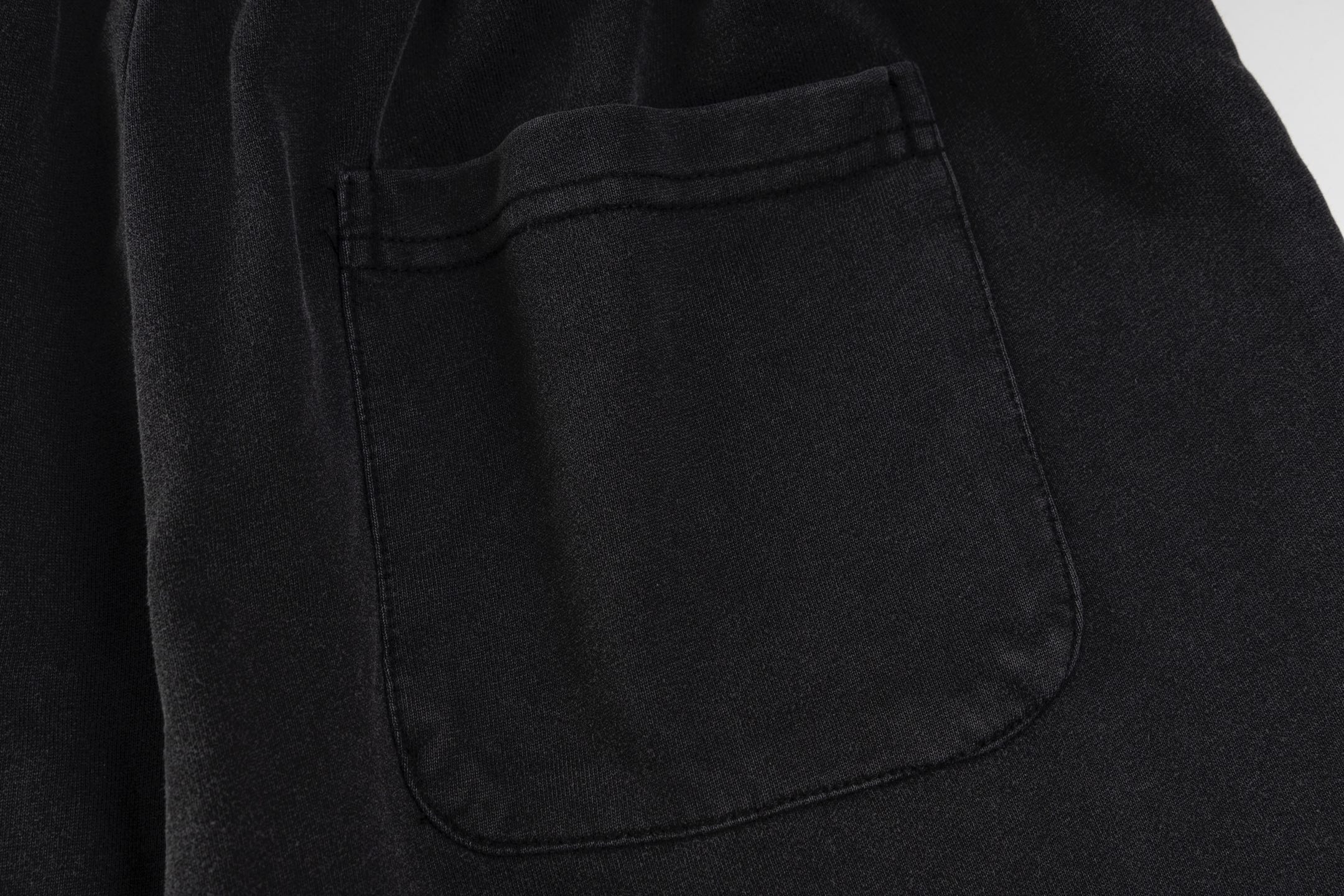 高版本BALENCIGA巴黎世家 篮球系列Loop Sports Icon刺绣水洗短裤-莆田鞋,莆田鞋货源,高仿鞋,高仿鞋货源,安福档口,莆田高仿鞋,莆田鞋批发,高仿鞋批发,莆田高仿运动鞋,高仿运动鞋,莆田运动鞋 高版本BALENCIGA巴黎世家 篮球系列Loop Sports Icon刺绣水洗短裤